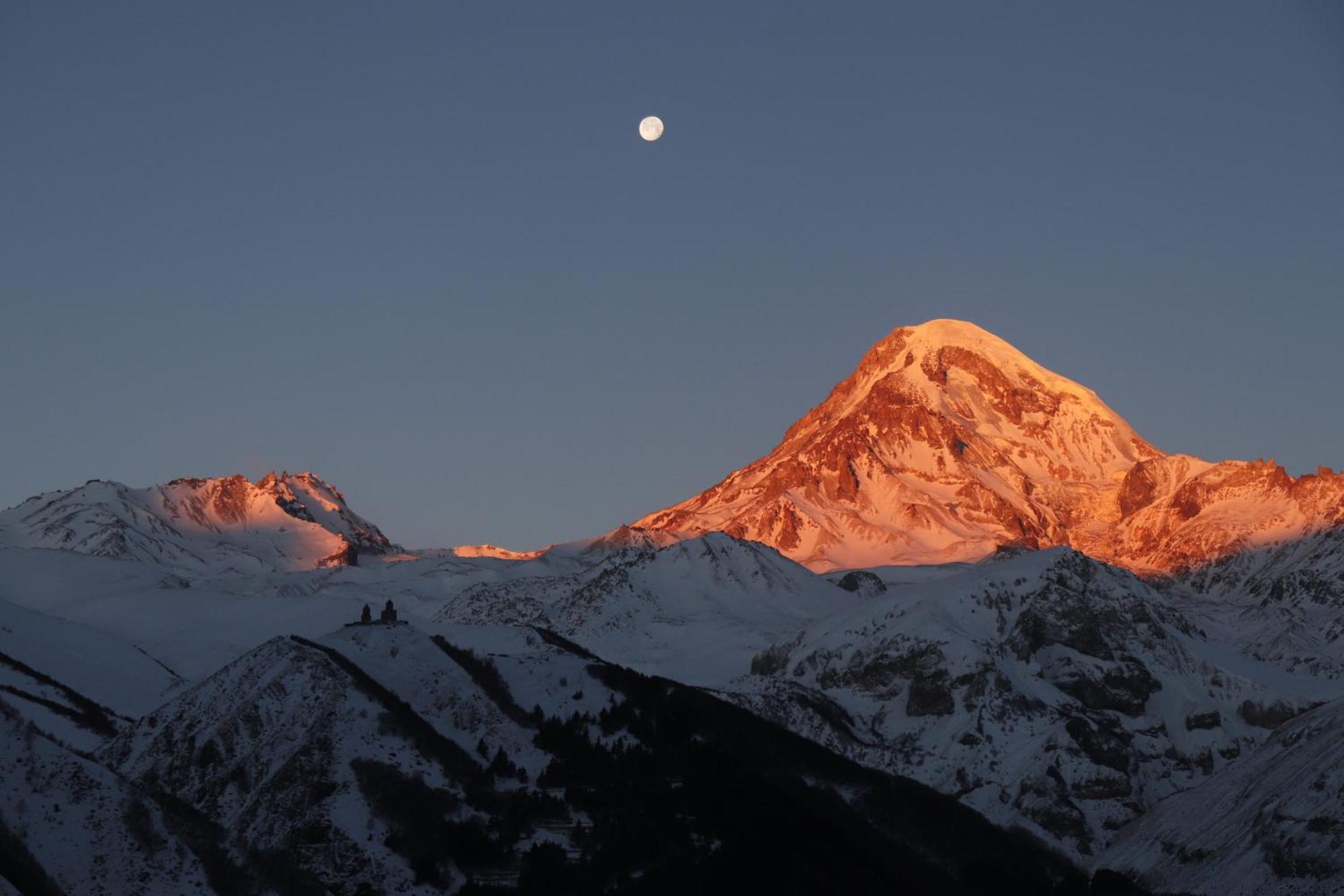 Rooftop Kazbegi Екстер'єр фото